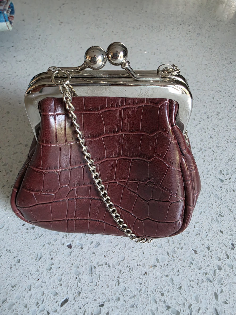 Classic Croc-Embossed Kiss-Lock Chain Bag in Wine